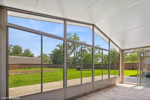 6415 Western Ave, Willowbrook, IL 60527 photo 15
