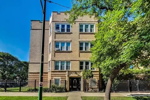 3556 W Belle Plaine Ave #1A, Chicago, IL 60618