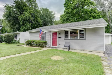 208 Hereford Ave, Steger, IL 60475