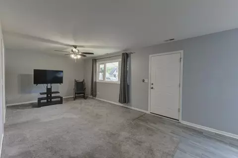 208 Hereford Ave, Steger, IL 60475 photo 5