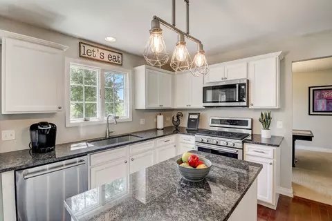 283 Windsor Dr, Bartlett, IL 60103 photo 7