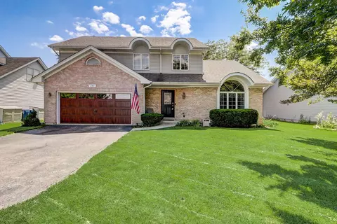 283 Windsor Dr, Bartlett, IL 60103