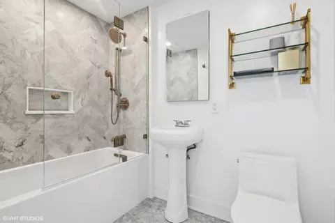 21 E Huron St #1706, Chicago, IL 60611 photo 20