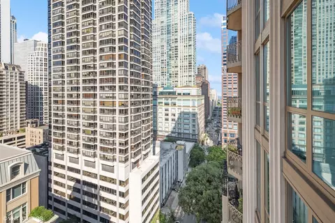 21 E Huron St #1706, Chicago, IL 60611 photo 25