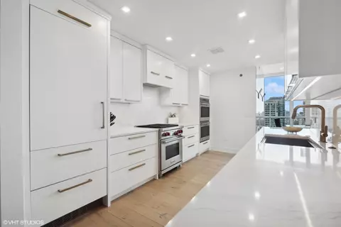 21 E Huron St #1706, Chicago, IL 60611 photo 14