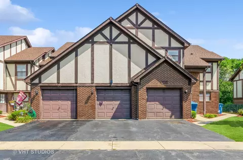 3413 Huntley Ter #3413, Crete, IL 60417