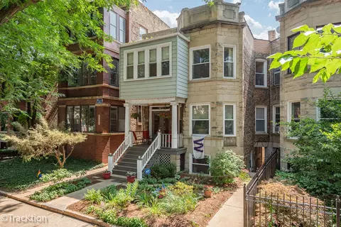 1443 W Berteau Ave, Chicago, IL 60613