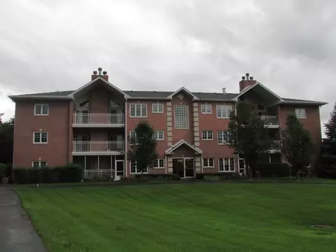 11545 Settlers Pond Way #3D, Orland Park, IL 60467