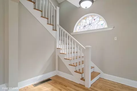 4143 S Berkeley Ave, Chicago, IL 60653 photo 10