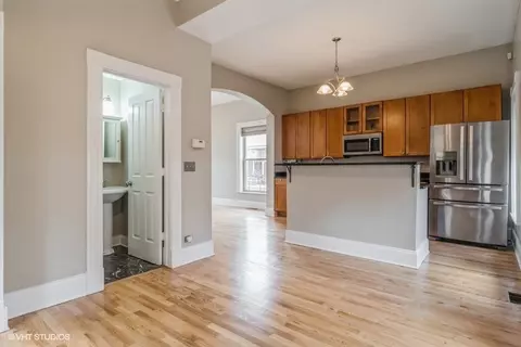 4143 S Berkeley Ave, Chicago, IL 60653 photo 9