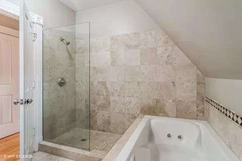 4143 S Berkeley Ave, Chicago, IL 60653 photo 12