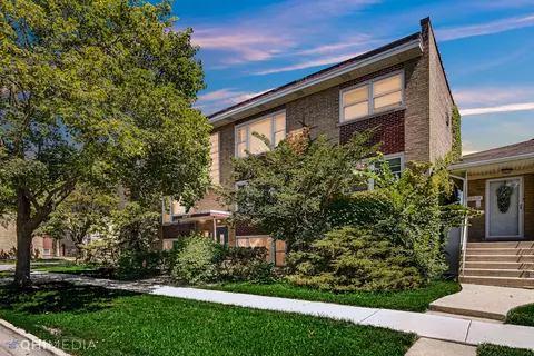 10901 S King Dr #201, Chicago, IL 60628