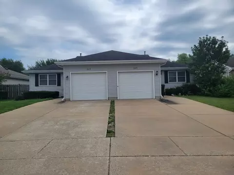 843 S 845 S Covey Ln, Coal City, IL 60416