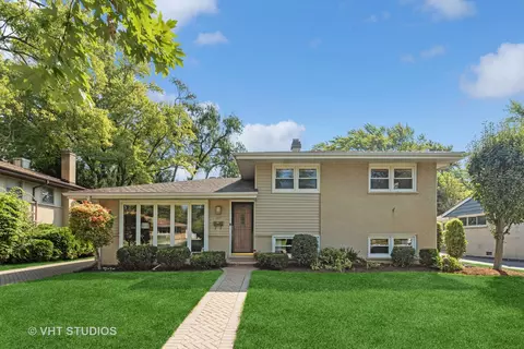 807 N Stratford Rd, Arlington Heights, IL 60004