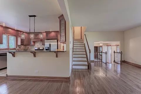 400 Walters Ln, Itasca, IL 60143 photo 9