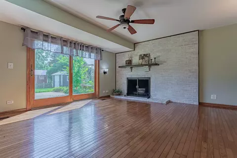 400 Walters Ln, Itasca, IL 60143 photo 13