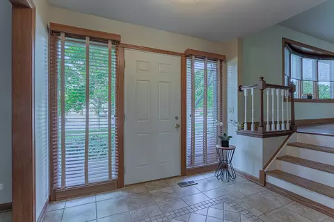 400 Walters Ln, Itasca, IL 60143 photo 5