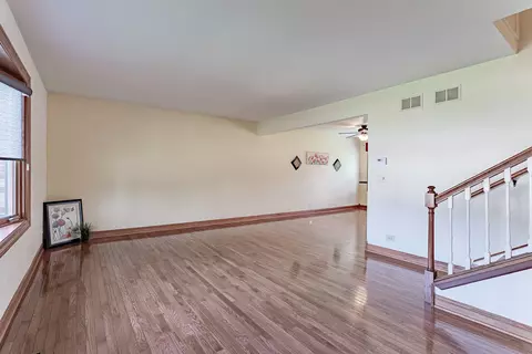 400 Walters Ln, Itasca, IL 60143 photo 6