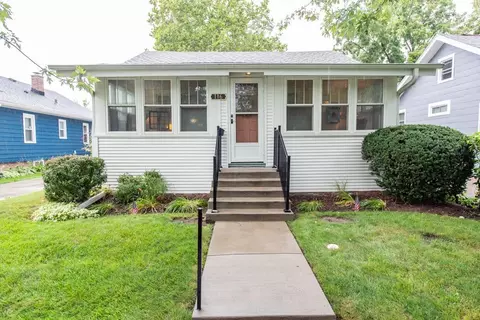 116 N Elmwood Ave, Waukegan, IL 60085