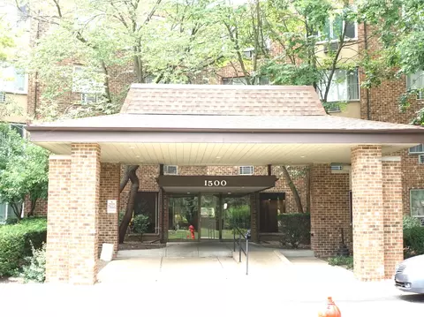 1500 Robin Cir #419, Hoffman Estates, IL 60169
