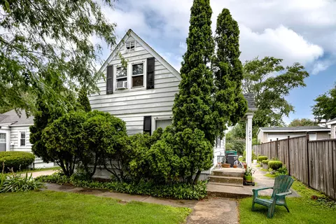 1205 W Jefferson St, Joliet, IL 60435