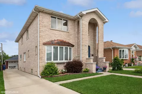 4504 N Osage Ave, Norridge, IL 60706