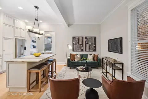 2139 W Thomas St, Chicago, IL 60622 photo 9