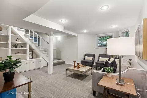 2139 W Thomas St, Chicago, IL 60622 photo 30
