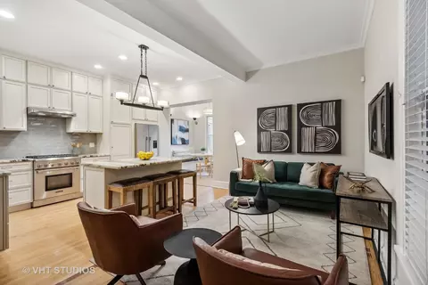 2139 W Thomas St, Chicago, IL 60622 photo 10
