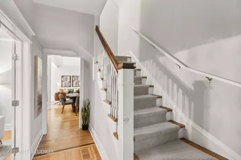 2139 W Thomas St, Chicago, IL 60622 photo 7