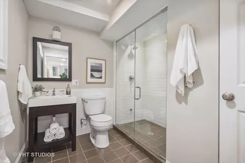 2139 W Thomas St, Chicago, IL 60622 photo 31