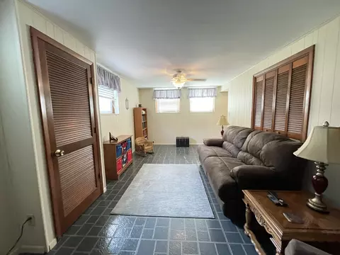 2404 Plum St, Peru, IL 61354 photo 13