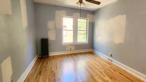 6749 N Artesian Ave #2B, Chicago, IL 60645 photo 9