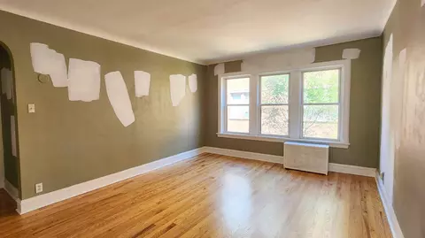 6749 N Artesian Ave #2B, Chicago, IL 60645 photo 3