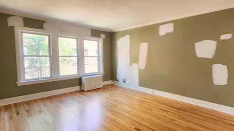 6749 N Artesian Ave #2B, Chicago, IL 60645 photo 4