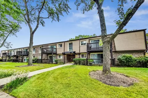 304 N Carter St #102, Palatine, IL 60067