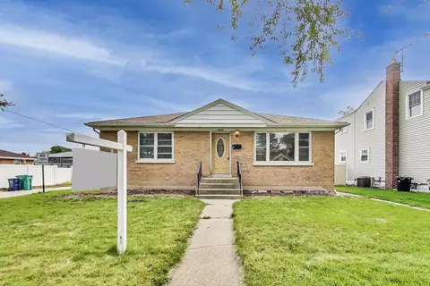 1215 Mandel Ave, Westchester, IL 60154