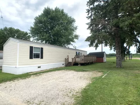 301 Briar Ln, Princeton, IL 61356