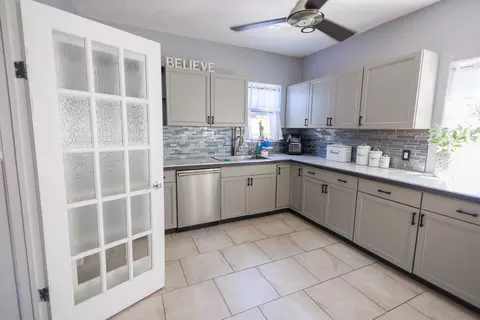 220 S Chicago Ave, Kankakee, IL 60901 photo 19
