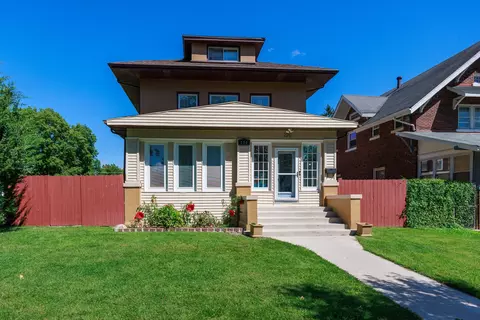220 S Chicago Ave, Kankakee, IL 60901