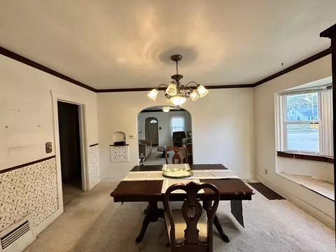 203 S Edison Ave, Elgin, IL 60123 photo 9