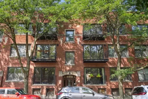 3606 N Magnolia Ave #2, Chicago, IL 60613
