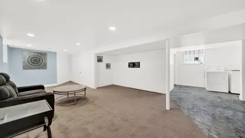 12412 S Normal Ave, Chicago, IL 60628 photo 22
