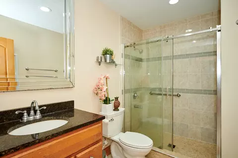 7933 Normandy Ave, Burbank, IL 60459 photo 30