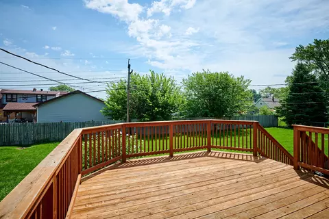 7933 Normandy Ave, Burbank, IL 60459 photo 33