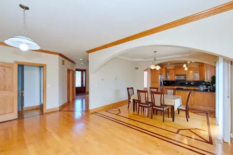 7933 Normandy Ave, Burbank, IL 60459 photo 5