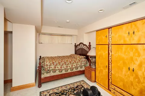 7933 Normandy Ave, Burbank, IL 60459 photo 29