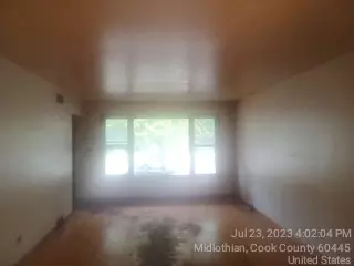 4252 147th St, Midlothian, IL 60445 photo 3