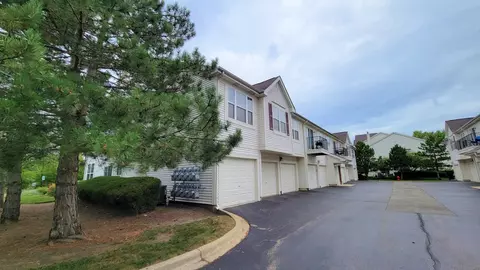 710 Mill Cir #107, Wheeling, IL 60090 photo 35