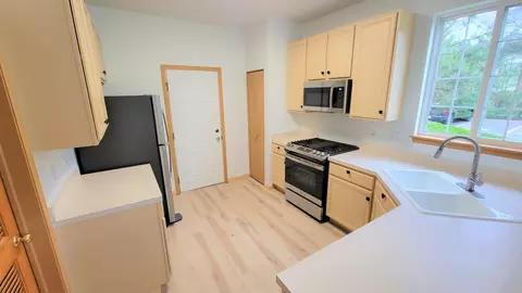 710 Mill Cir #107, Wheeling, IL 60090 photo 7